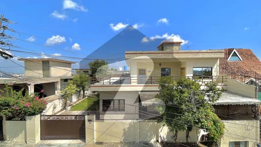 14-Marla House for Sale in Gulistan Colony