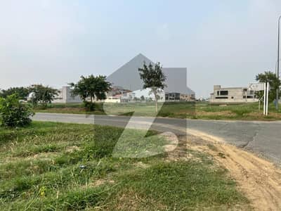 One kanal plot for sale in DHA Phase 7 Block W