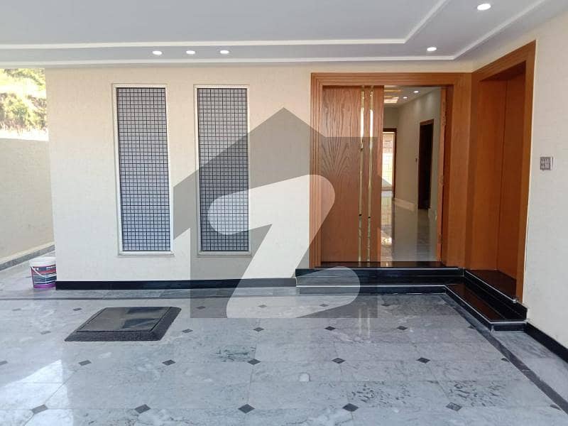10 MARLA PROPER DOUBLE UNIT BRAND NEW HOUSE FOR SALE IN E BLOCK BAHRIA TOWN PHASE 8 RAWALPINDI