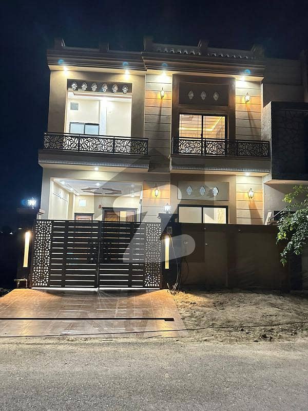 6.25 marla Brand new luxrious House available for sale in Royal Orchard Multan
