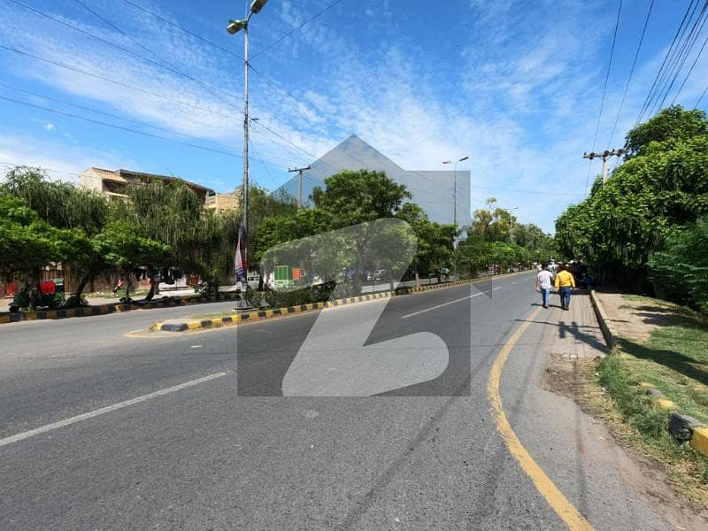 Get Your Hands On Residential Plot In Wahdat Road Best Area
