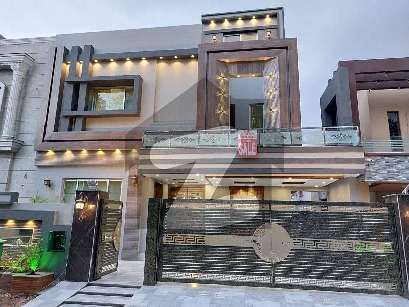 10 marla brand new luxury house for rent in iras block bahria town Lahore