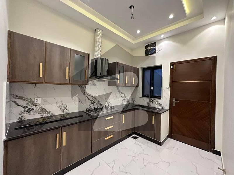 2 bed lounge available for rent 2 bed lounge available for rent