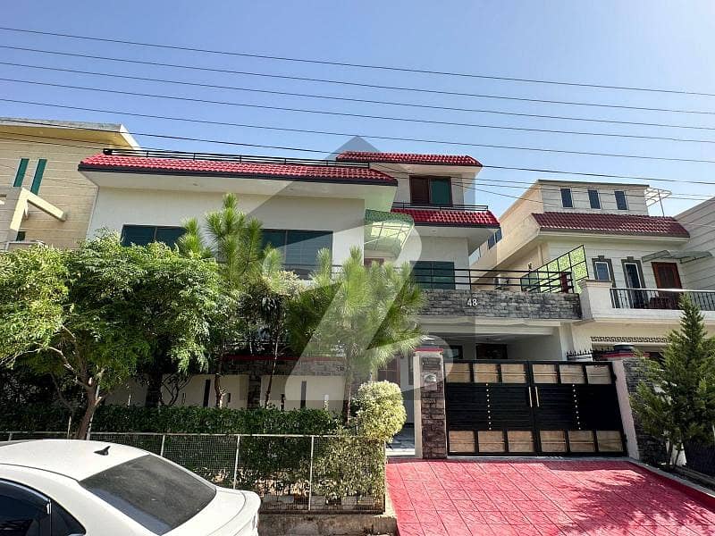فیڈریشن ہاؤسنگ سوسائٹی - او-9 نیشنل پولیس فاؤنڈیشن او ۔ 9,اسلام آباد میں 6 کمروں کا 16 مرلہ مکان 4.25 کروڑ میں برائے فروخت۔