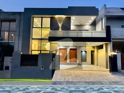 10 Marla brand new 5 bed designer full house for rent in Ziraj housing scheme