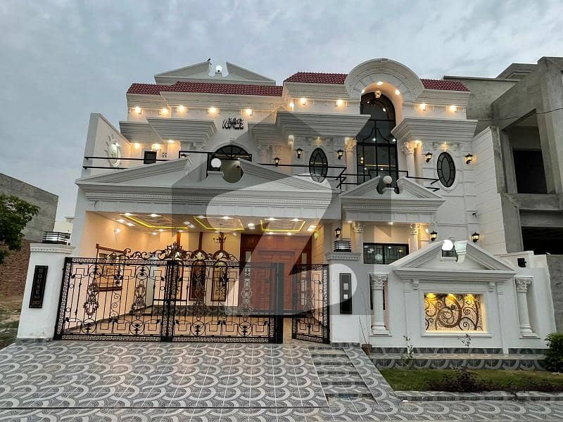Spacious 10 Marla House Available For sale In Royal Palm City Sahiwal