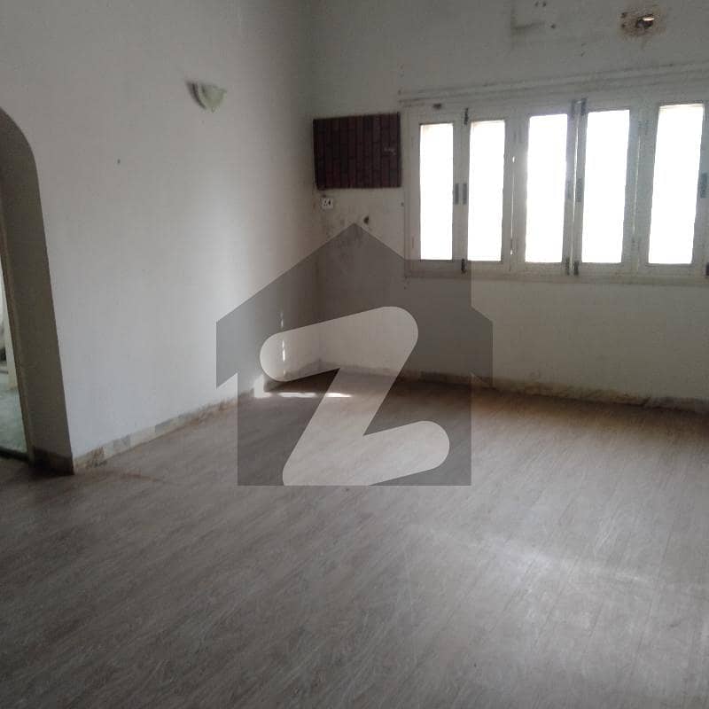 Portion For Rent In Defence Phase 1 (600 SQYD)