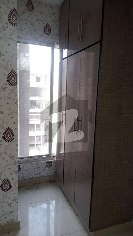 1BED LUXURY FURNISHED APPARTMENT FOR RENT IN GULBERG GREENS ISLAMABAD