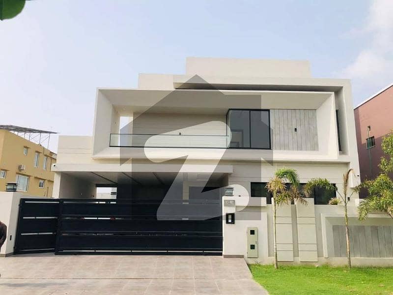 Centrally Located House In Lake City Is Available For Sale Centrally Located House In Lake City Is Available For Sale