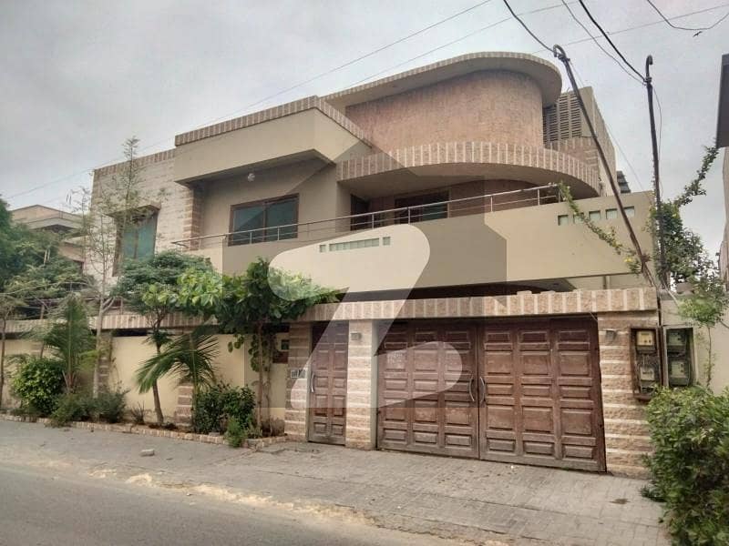 Bungalow For Rent In DHA Phase 7