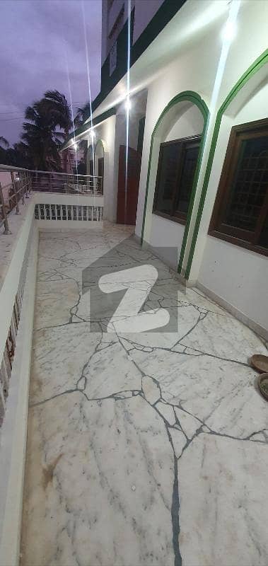 Nazimabad No. 4 3 Bedroom Drwaing Lounge Banglow Full Floor Available For Rent