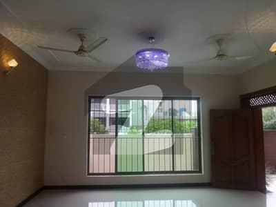 Get Your Hands On House In Islamabad Best Area
