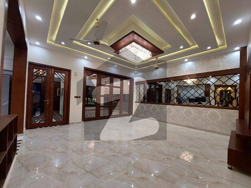 10 Marla Lower Portion House For Rent In Tauheed Block Bahria Town Lahore
