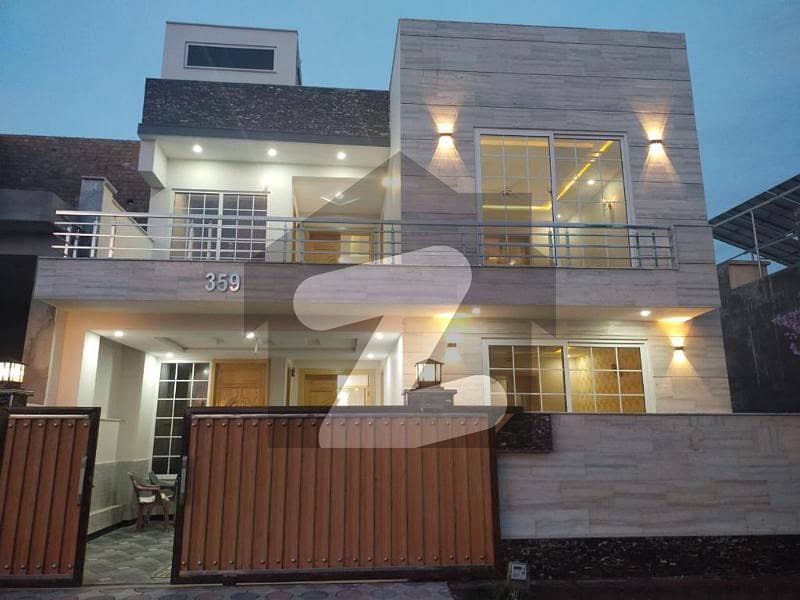 7 marla Brand New House Available for sale in gulberg greens residencia