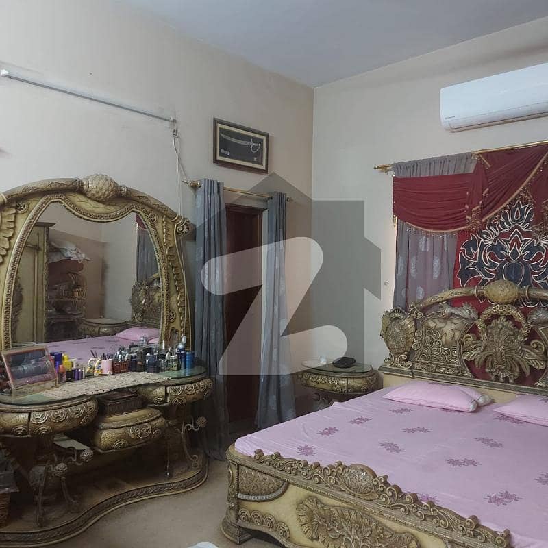 Two Sides Corner Bungalow For Sell In Nazimabad No. 4