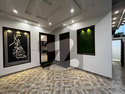 ماڈل سٹی ون کینال روڈ,فیصل آباد میں 3 کمروں کا 5 مرلہ مکان 2.4 کروڑ میں برائے فروخت۔