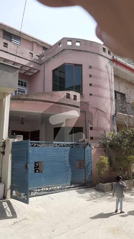 نیو لالہ زار راولپنڈی میں 3 کمروں کا 5 مرلہ مکان 45.0 ہزار میں کرایہ پر دستیاب ہے۔