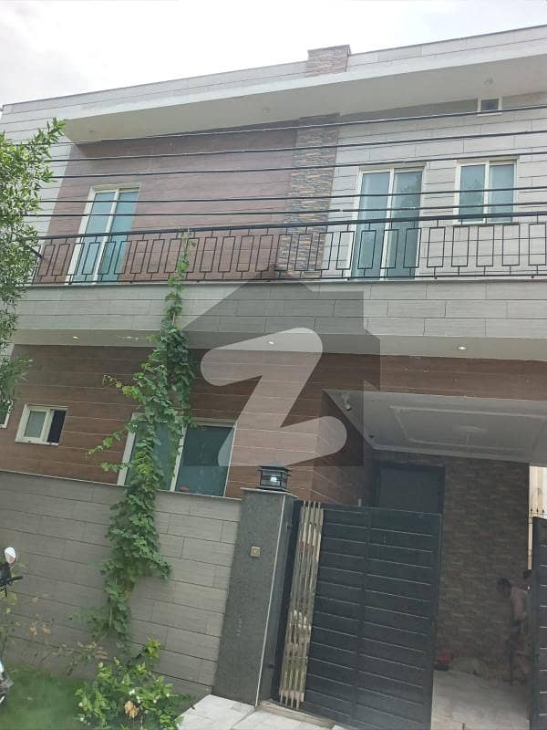 5 MARLA CORNER IDEAL LOCATION BRAND NEW HOUSE FOR RENT IN DHA RAHBAR BLOCK L GASS AVAILABLE