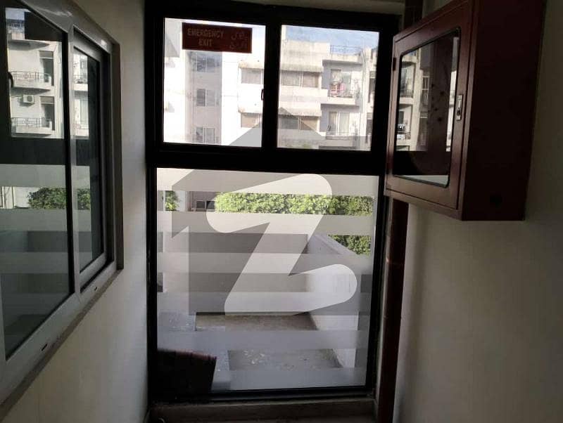 Flat For Sale G-11 4 Near Kachehri Flat For Sale G-11 4 Near Kachehri