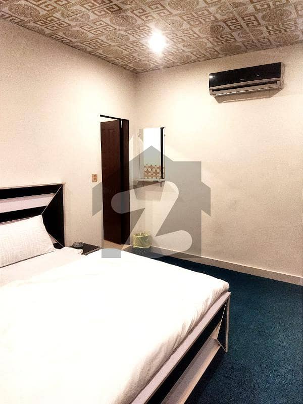 شیرشاہ کالونی - راؤنڈ روڈ لاہور میں 3 مرلہ کمرہ 4.0 ہزار میں کرایہ پر دستیاب ہے۔