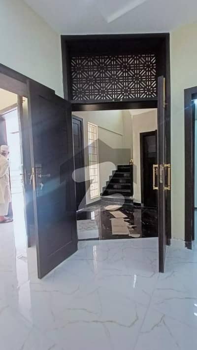 Bahria Enclave Sector B Beautiful 10 Marla Brend New House Available For Rent