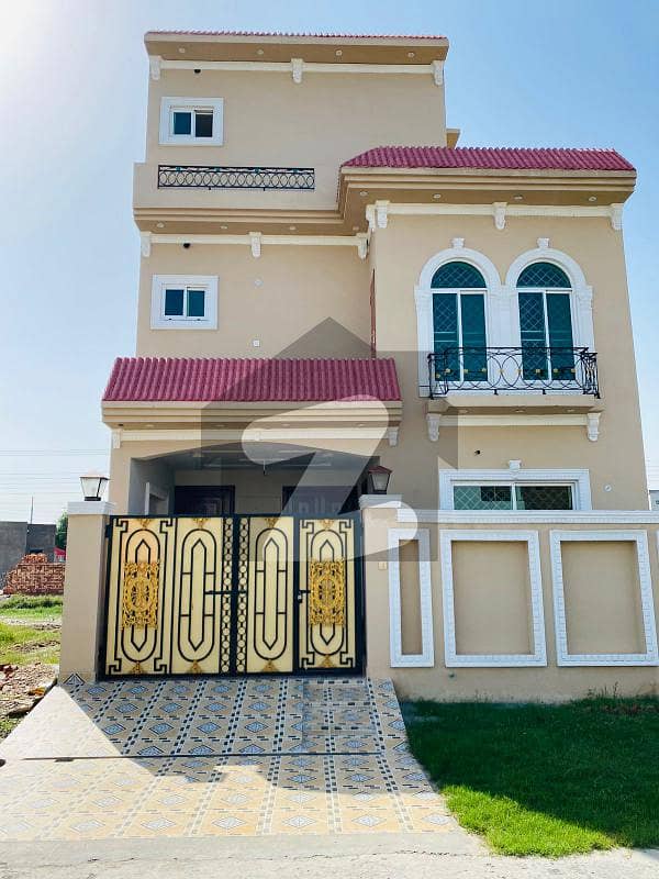 5 Marla Beautifully Designed House For Sale At Central Park Housing