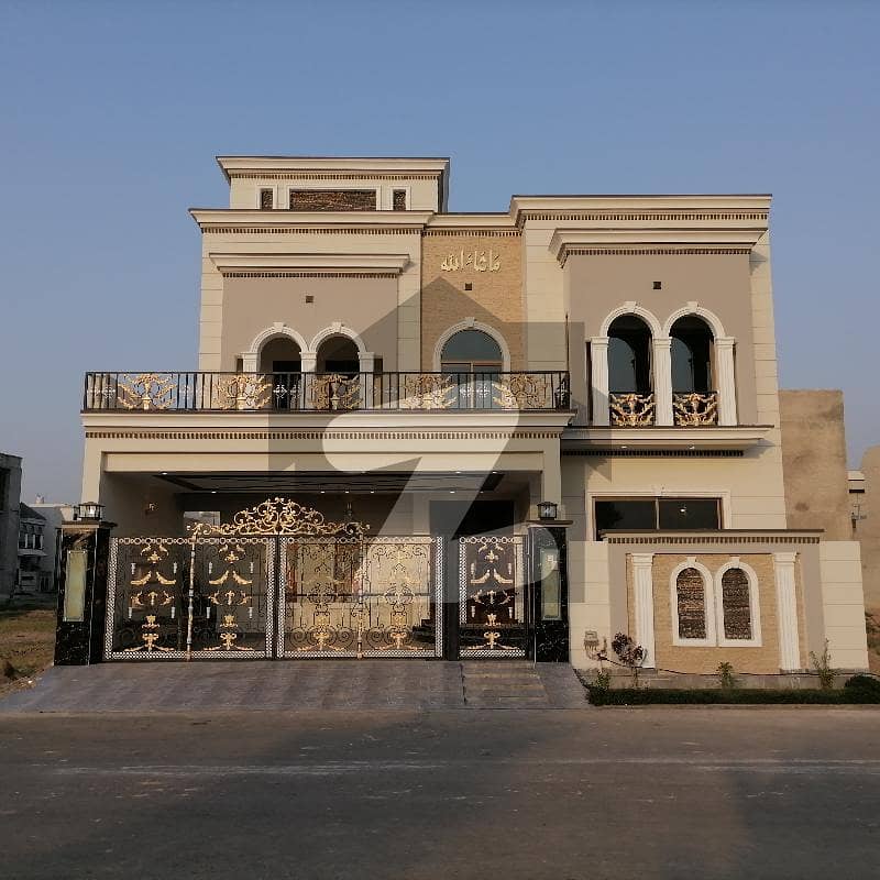 10 Marla House For sale In Sahiwal
