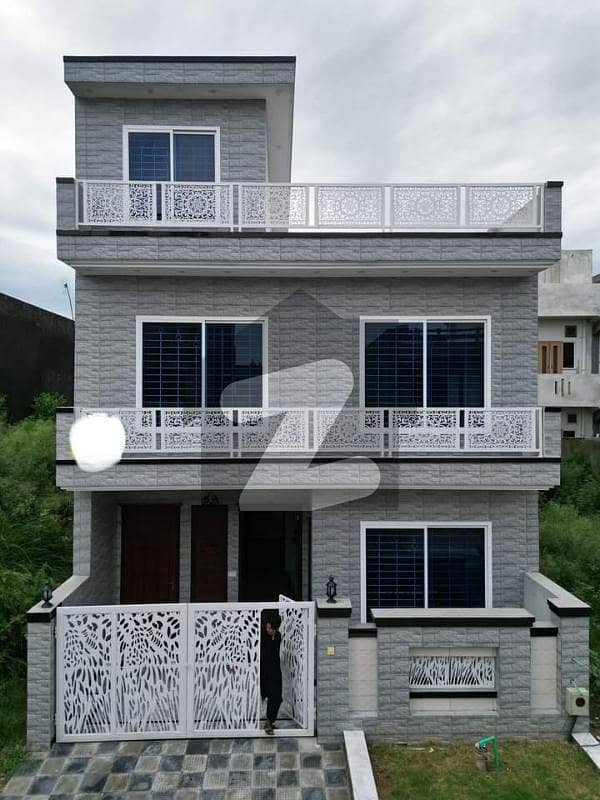 25x40 Sun Face House For Sale In G13