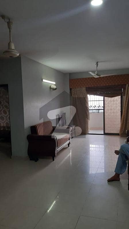 نارتھ ناظم آباد ۔ بلاک بی نارتھ ناظم آباد,کراچی میں 3 کمروں کا 11 مرلہ فلیٹ 2.35 کروڑ میں برائے فروخت۔
