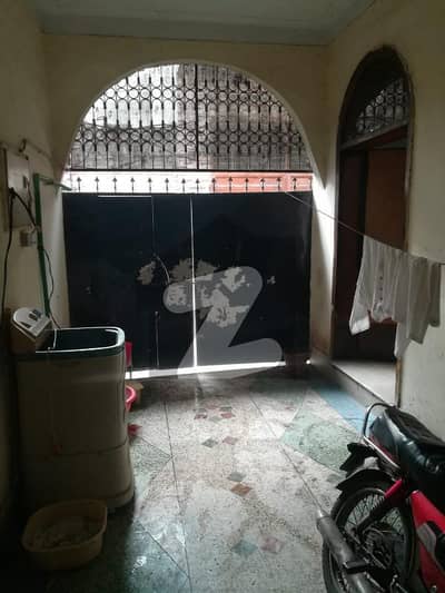 سکیم موڑ ملتان روڈ,لاہور میں 3 کمروں کا 5 مرلہ مکان 1.25 کروڑ میں برائے فروخت۔