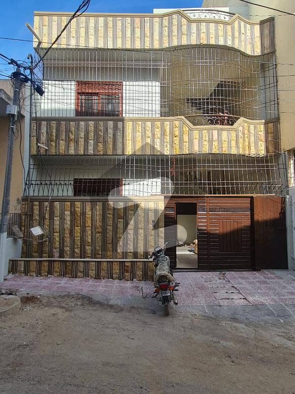 گلستانِِ جوہر ۔ بلاک 3 گلستانِ جوہر,کراچی میں 4 کمروں کا 5 مرلہ مکان 2.7 کروڑ میں برائے فروخت۔