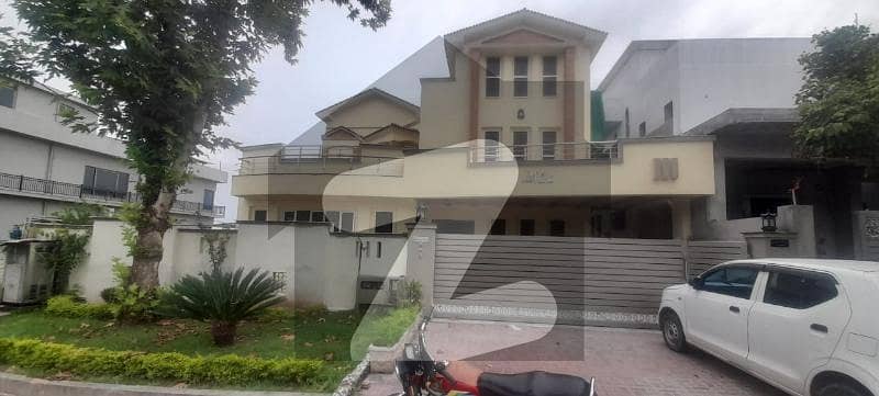 Beautiful 1 kanal ground Portion available for rent in DHA Phase 1 Islamabad