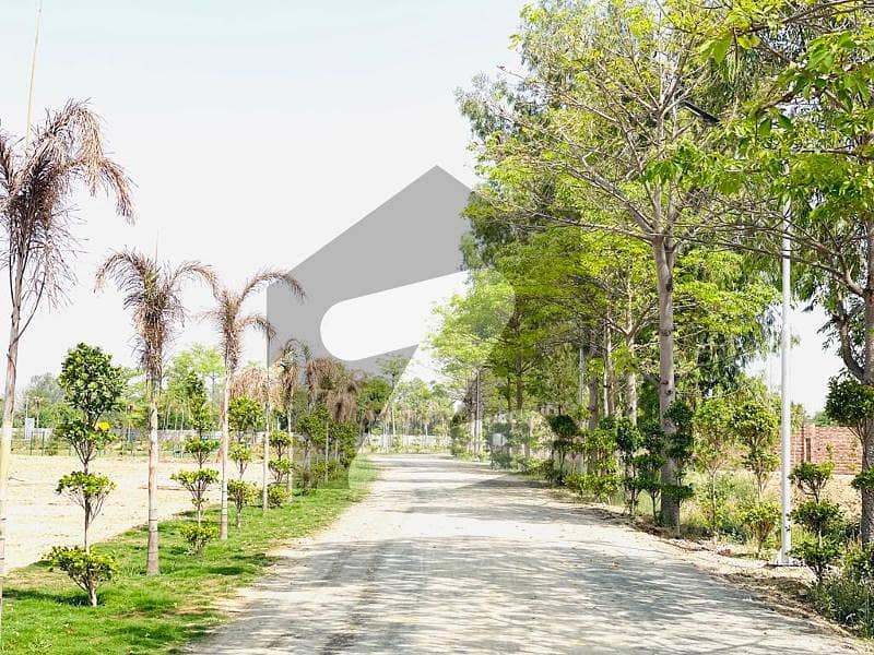 بیدیاں روڈ لاہور میں 1 کنال رہائشی پلاٹ 44.0 لاکھ میں برائے فروخت۔ بیدیاں روڈ لاہور میں 1 کنال رہائشی پلاٹ 44.0 لاکھ میں برائے فروخت۔