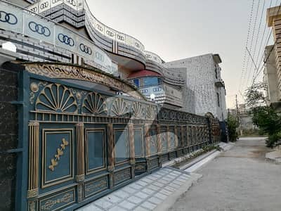 آفیسرز گارڈن کالونی ورسک روڈ,پشاور میں 8 کمروں کا 18 مرلہ مکان 12.0 کروڑ میں برائے فروخت۔