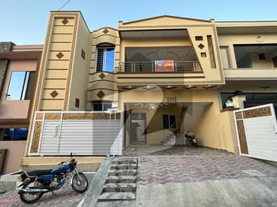 ائیرپورٹ ہاؤسنگ سوسائٹی راولپنڈی میں 3 کمروں کا 6 مرلہ مکان 1.5 کروڑ میں برائے فروخت۔