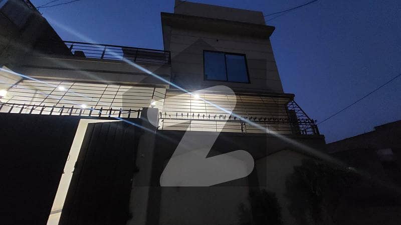 ورسک روڈ پشاور میں 4 کمروں کا 5 مرلہ مکان 1.3 کروڑ میں برائے فروخت۔ ورسک روڈ پشاور میں 4 کمروں کا 5 مرلہ مکان 1.3 کروڑ میں برائے فروخت۔