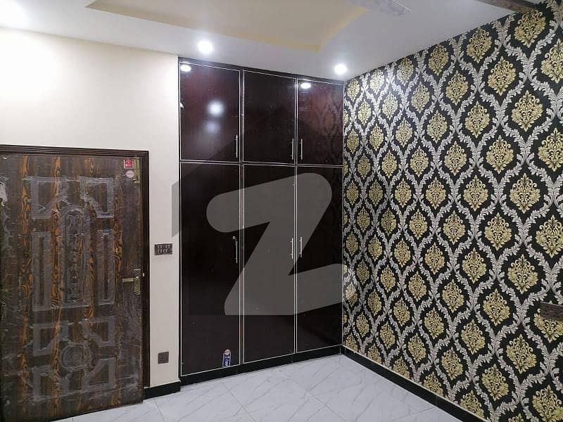 Prime Location 5 Marla Upper Portion In Central Park - Block AA For Rent
