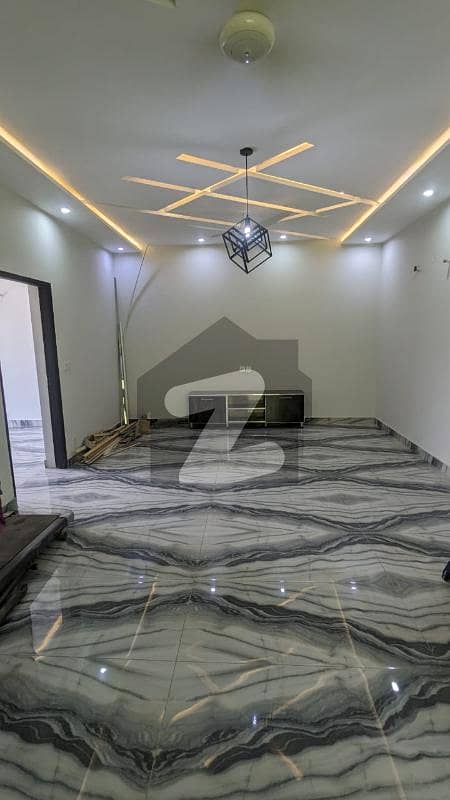 BRAND NEW 10 MARLA UPPER PORTION FOR RENT LOCATED IN BAHRIA ORCHARD PHASE 1 SOUETHERN BLOCK