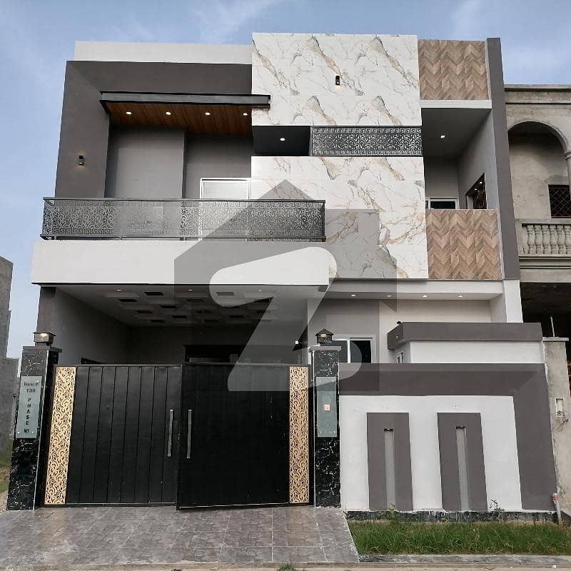 Highly-coveted 6 Marla House Is Available In Jeewan City - Phase 6 For sale