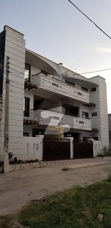 غوری ٹاؤن راولپنڈی میں 5 کمروں کا 5 مرلہ مکان 1.35 کروڑ میں برائے فروخت۔