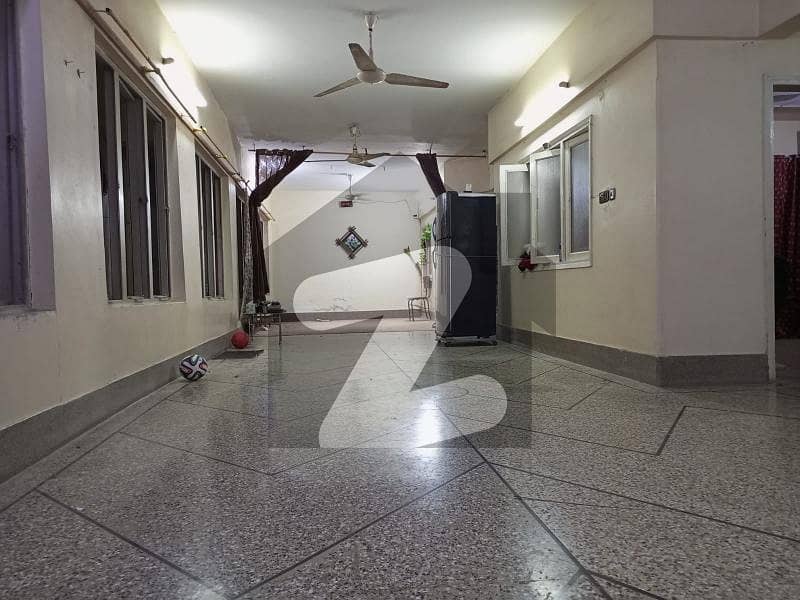 پی آئی بی کالونی کراچی میں 6 کمروں کا 16 مرلہ مکان 6.5 کروڑ میں برائے فروخت۔