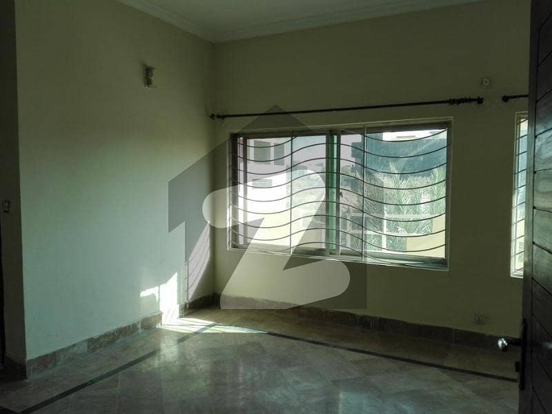 5 Marla House available for sale in G-10, G-10 5 Marla House available for sale in G-10, G-10