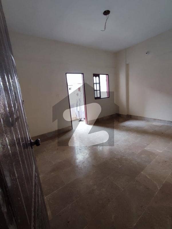 brand new 6th floor airy flat for rent