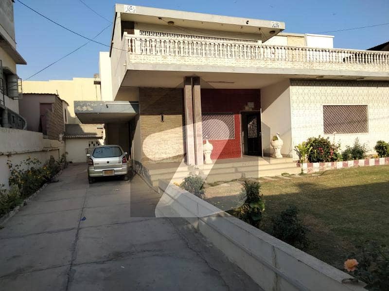 الہلال سوسائٹی کراچی میں 4 کمروں کا 2 کنال مکان 12.0 کروڑ میں برائے فروخت۔
