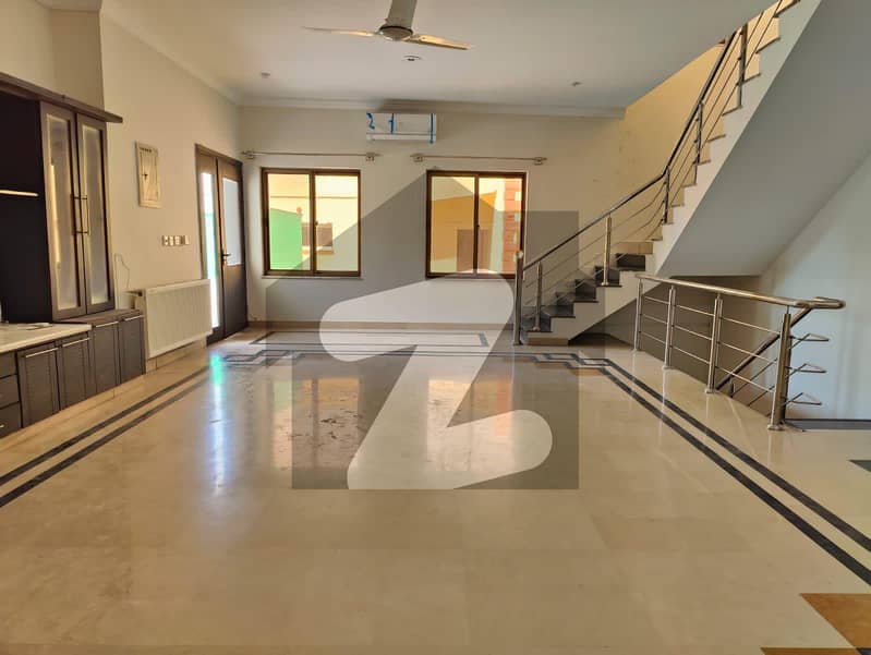 House For Rent in F-7 on prime location House For Rent in F-7 on prime location