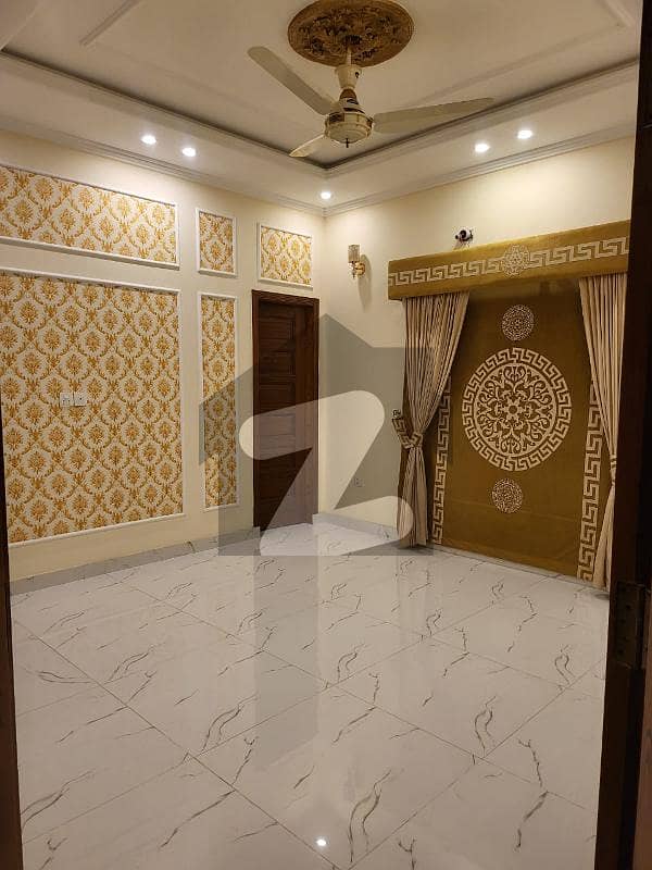 10 Marla Luxury Upper Portion for Rent Sector C Bahria Town