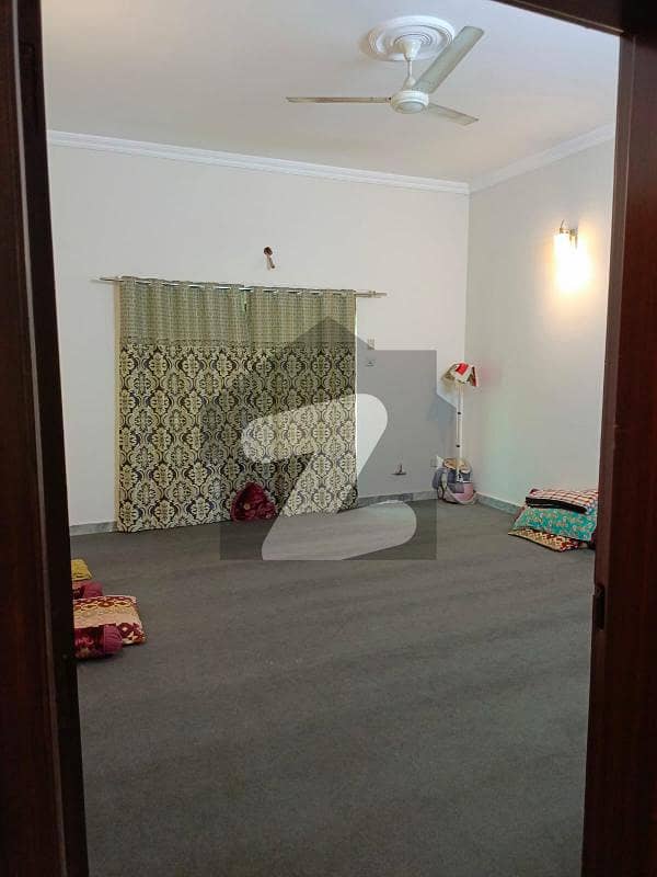 1 Kanal Upper Portion For Rent Gas Available