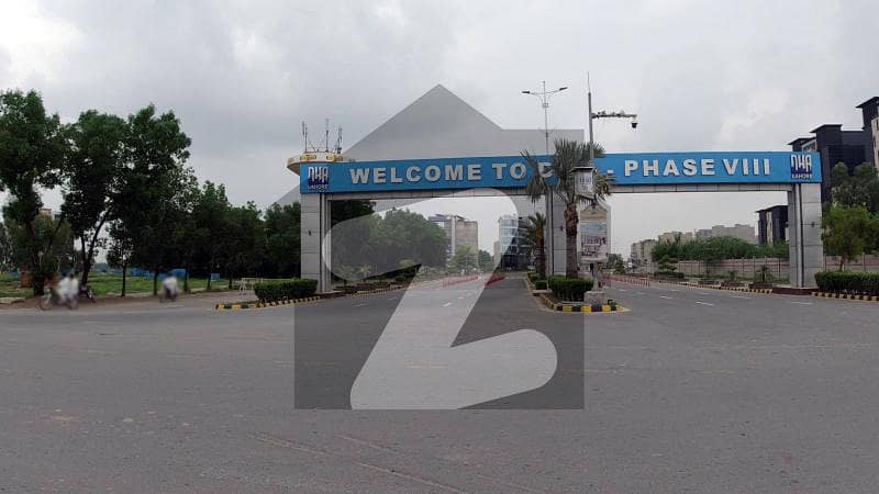 Dha Phase 8 Lahore 1 kanal Plot is for sell in ex Parkview Phase 8.