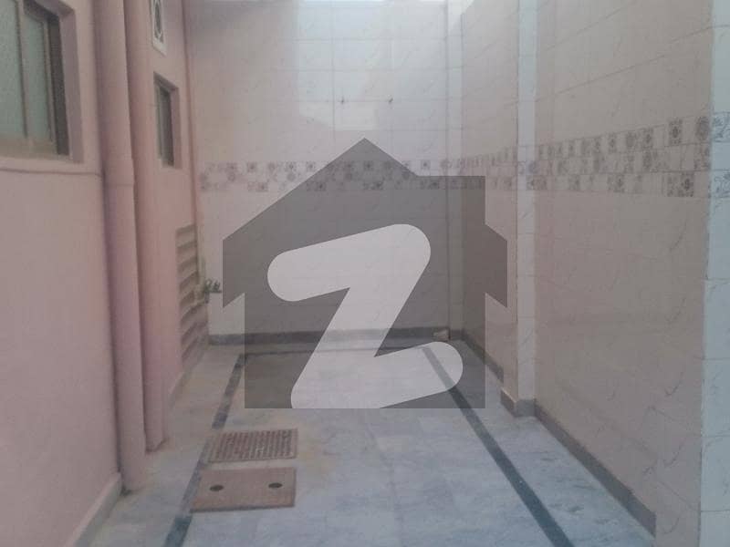 ای ۔ 11/2 ای ۔ 11,اسلام آباد میں 7 کمروں کا 10 مرلہ مکان 2.7 لاکھ میں کرایہ پر دستیاب ہے۔ ای ۔ 11/2 ای ۔ 11,اسلام آباد میں 7 کمروں کا 10 مرلہ مکان 2.7 لاکھ میں کرایہ پر دستیاب ہے۔