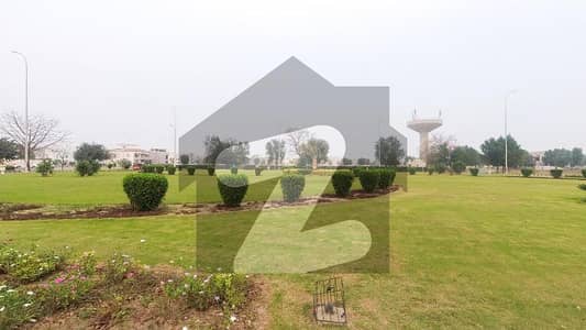 1 Kanal Residential Facing Park Plot For Sale In Lake City - Sector M-2 Lahore